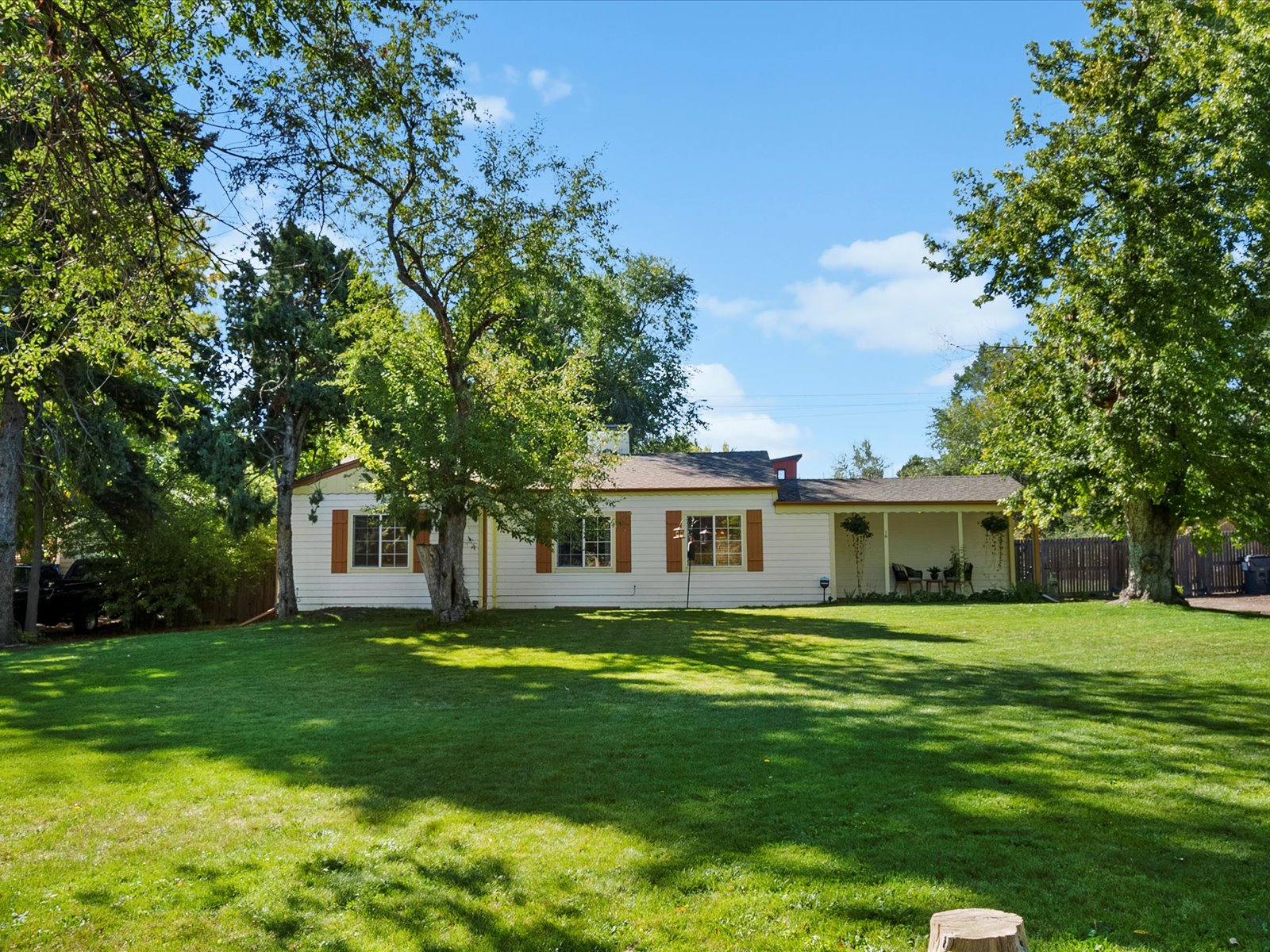 16 Lakewood Heights